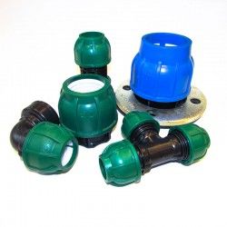 Compression fittings for PE pipes