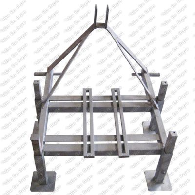 Tractor pump stand